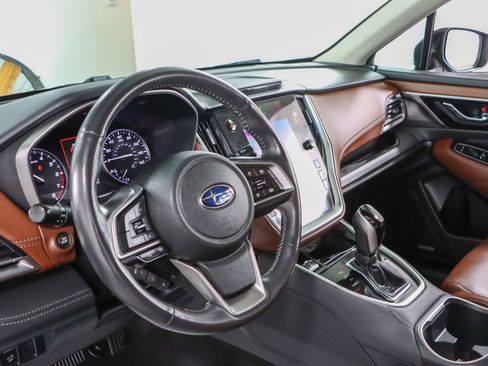 Used 2022 Subaru Outback Touring image 23