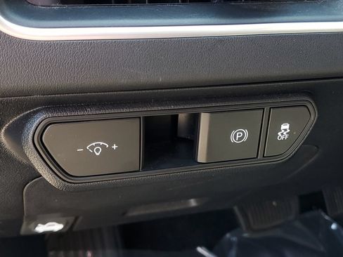 Used 2025 Kia K4 FWD image 17