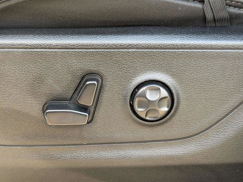Used 2020 RAM 1500 Big Horn AWD/4WD image 21