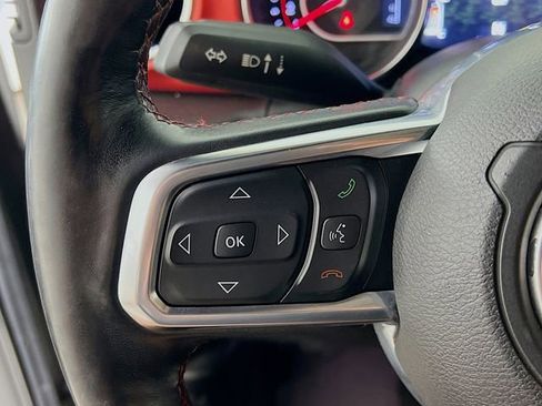 Used 2019 Jeep Wrangler Unlimited Rubicon AWD/4WD image 13