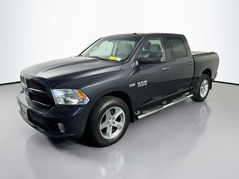 Used 2014 RAM 1500 Express AWD/4WD image 3