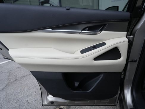 Used 2022 INFINITI QX60 Luxe w/ Cargo Package image 32