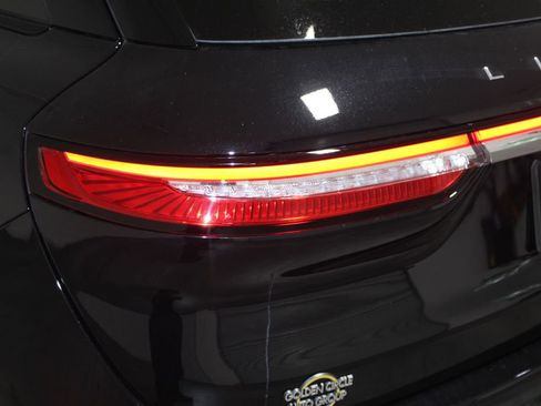 New 2026 Lincoln Corsair Premiere image 54