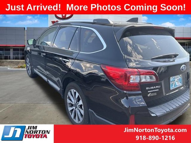 Used 2017 Subaru Outback 2.5i Touring w/ Popular Package #5A AWD/4WD image 7