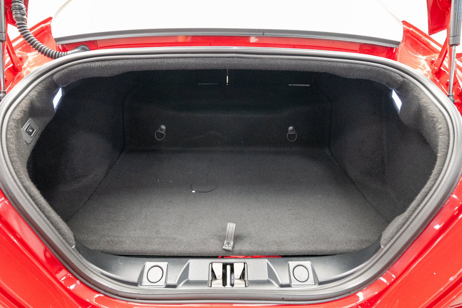 Used 2022 Ferrari Roma RWD image 48