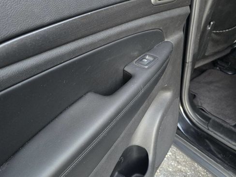 Used 2018 Jeep Grand Cherokee Laredo image 24