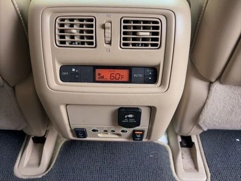 Used 2015 Nissan Pathfinder Platinum w/ Family Entertainment Package image 24