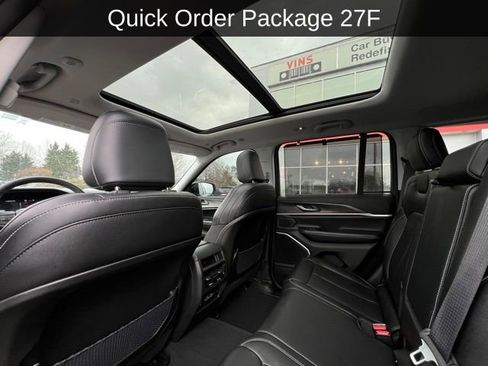 Used 2024 Jeep Grand Cherokee Limited 4xe w/ Luxury Tech Group II image 3