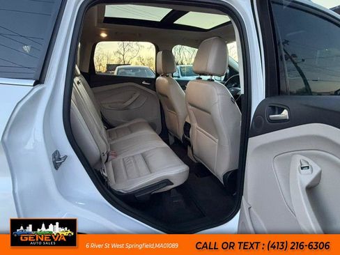 Used 2017 Ford Escape Titanium image 12