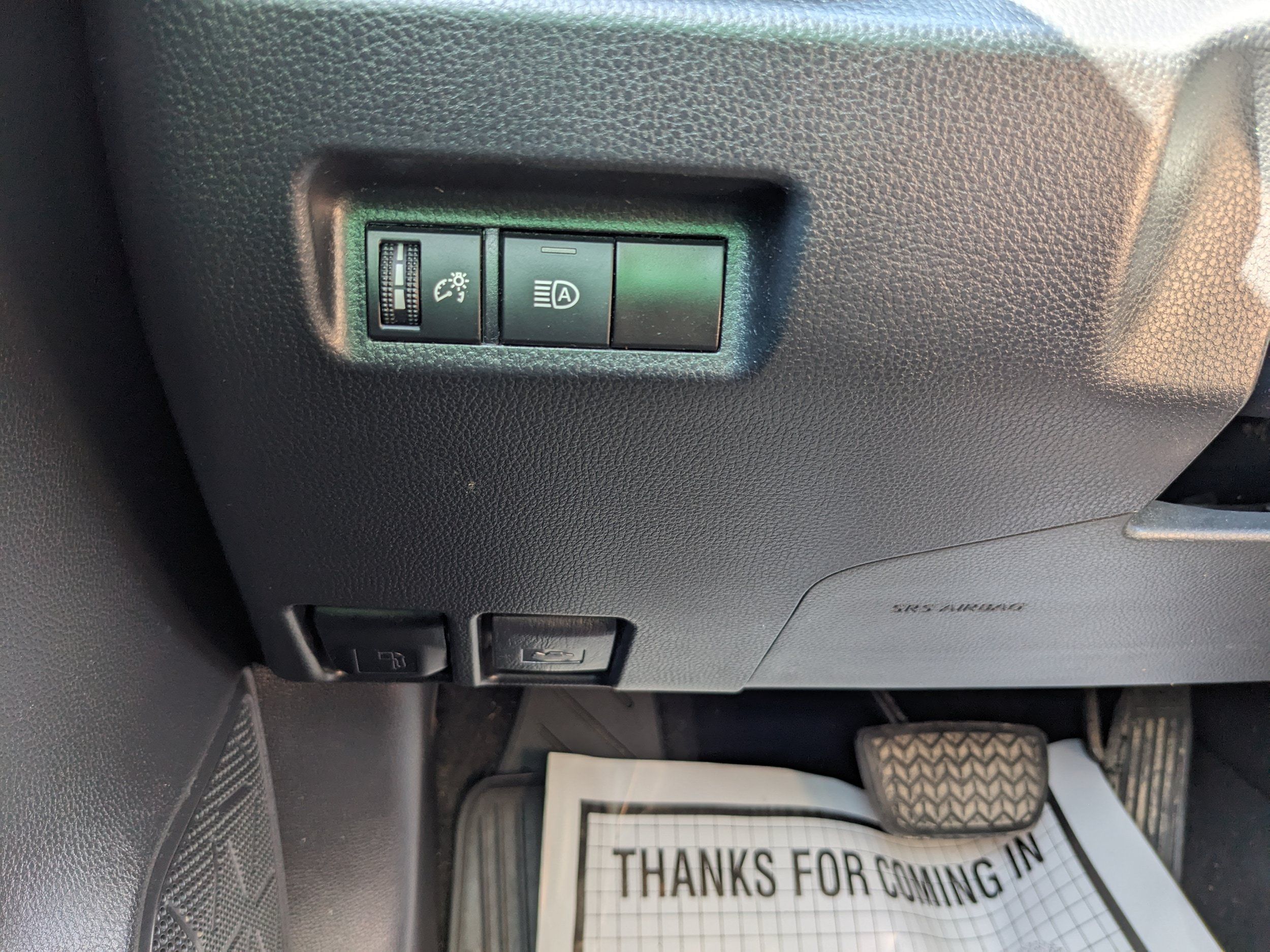 Used 2021 Toyota RAV4 XLE AWD/4WD image 29