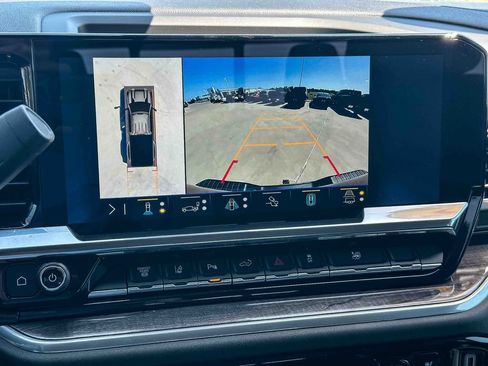 Used 2025 Chevrolet Silverado 3500 LTZ w/ LTZ Plus Package AWD/4WD image 31