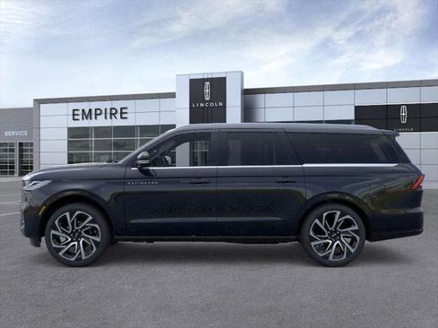 New 2026 Lincoln Navigator L Black Label image 3