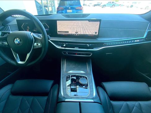 Used 2025 BMW X5 sDrive40i w/ Premium Package image 15