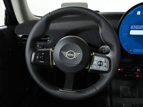 Used 2025 MINI Cooper S image 18