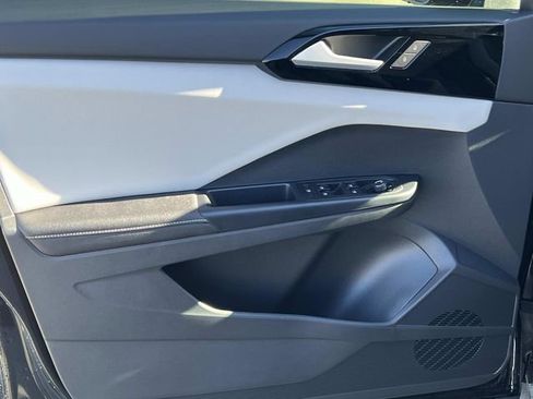 New 2026 Volkswagen Taos S FWD image 9