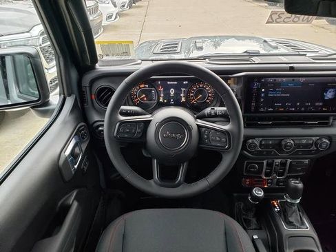 New 2026 Jeep Wrangler Unlimited Rubicon w/ Technology Group image 9