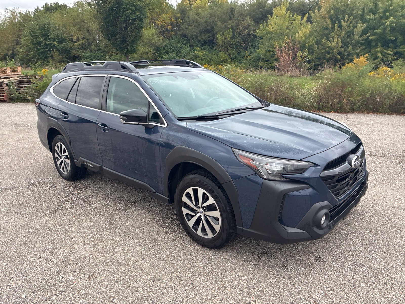 Certified 2025 Subaru Outback Premium AWD/4WD image 10