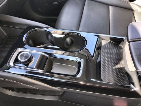 Used 2025 Buick Envision Preferred image 21