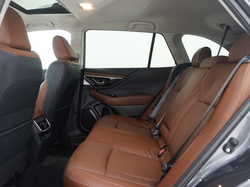 Used 2022 Subaru Outback Touring XT image 19