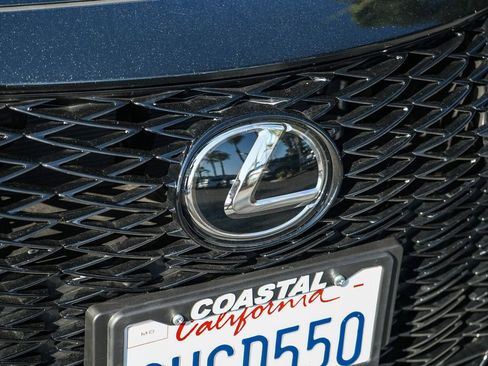 Used 2025 Lexus IS 350 F Sport RWD image 9