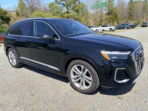Used 2025 Audi Q7 3.0T Premium Plus w/ Premium Plus Package image 3
