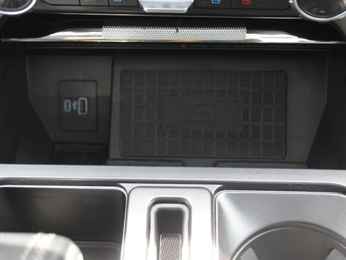 Used 2022 Ford F150 Raptor w/ Equipment Group 801A High AWD/4WD image 42