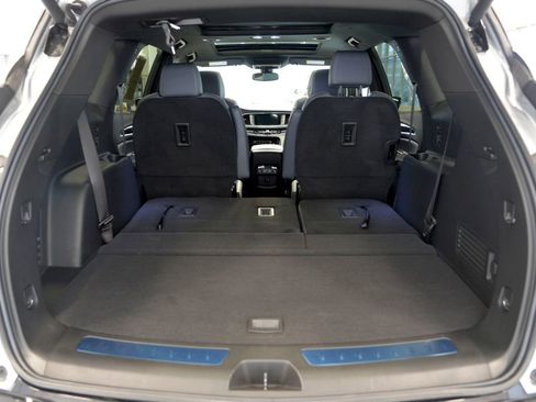 Used 2024 Buick Enclave Essence w/ Experience Buick Package image 30