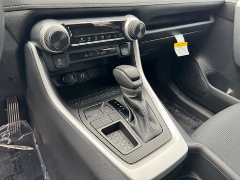 New 2025 Toyota RAV4 LE image 19