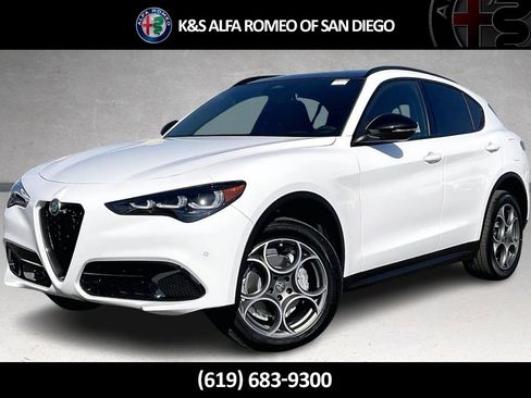 New 2025 Alfa Romeo Stelvio Sprint w/ Convenience Package image 1