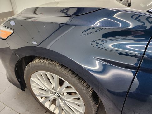 Used 2018 Toyota Camry XLE image 34