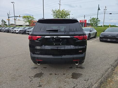 Used 2023 Chevrolet Traverse RS AWD/4WD image 4