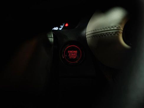 Used 2025 Honda HR-V LX image 16
