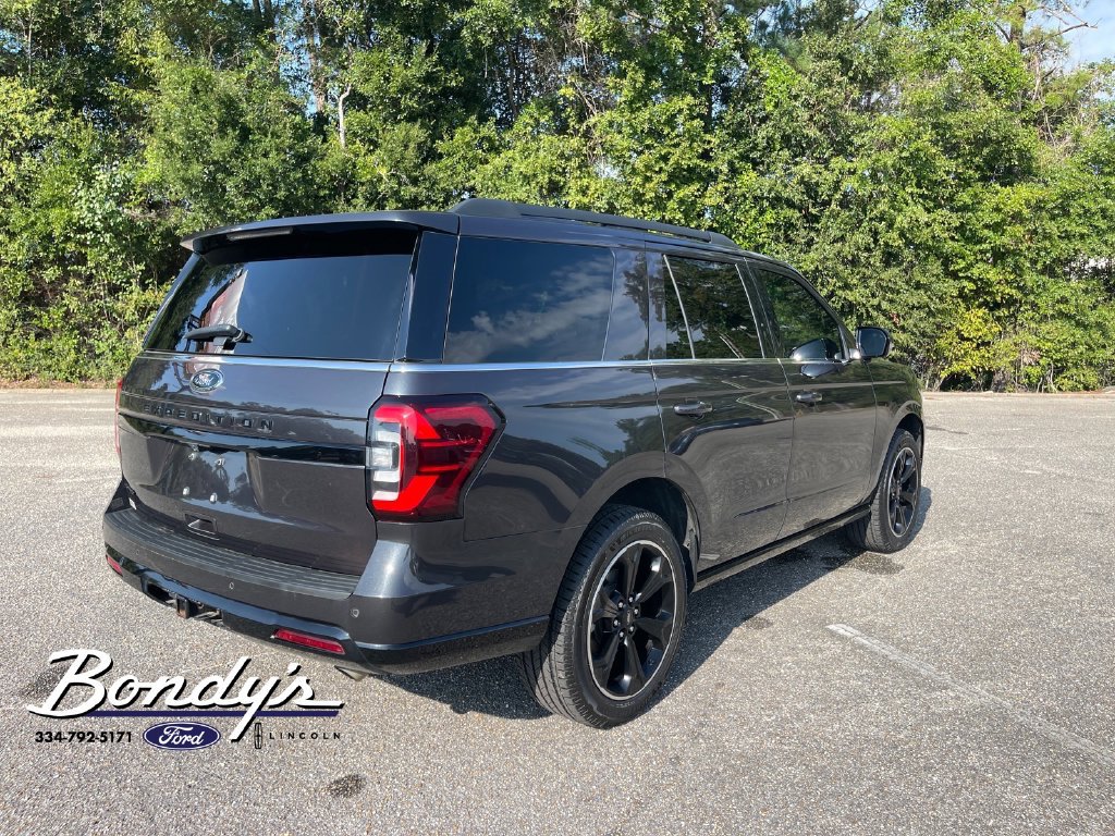 Used 2023 Ford Expedition Limited RWD image 15