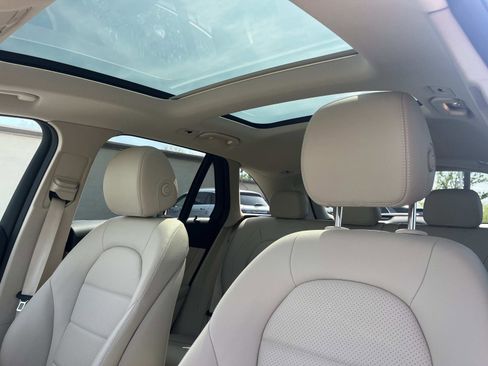 Certified 2022 Mercedes-Benz GLC 300 image 24