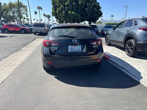 Used 2016 MAZDA MAZDA3 i Sport FWD image 23
