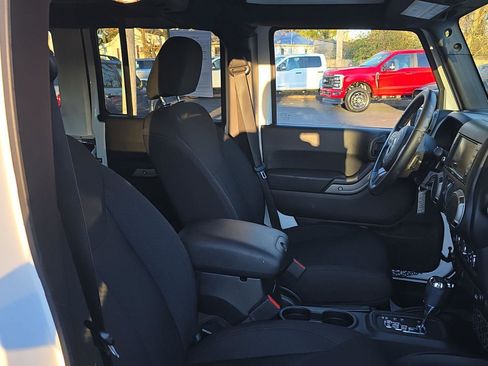 Used 2015 Jeep Wrangler Unlimited Sport w/ Quick Order Package 24S image 38