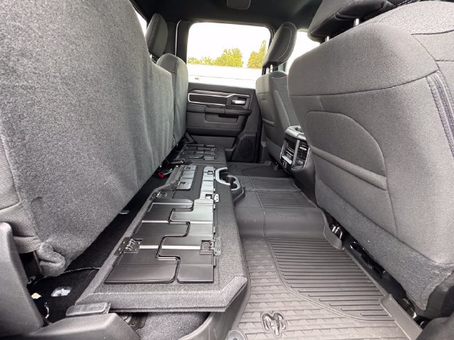 New 2027 RAM 3500 Big Horn AWD/4WD image 28