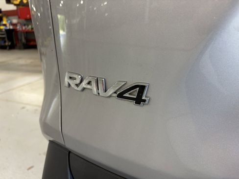 Used 2024 Toyota RAV4 XLE w/ Convenience Package AWD/4WD image 29