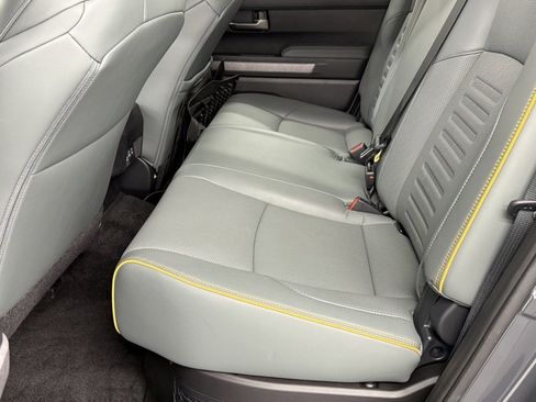 Used 2025 Toyota Tacoma Trailhunter image 34