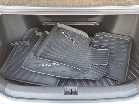 Used 2025 Honda Accord Sport image 6