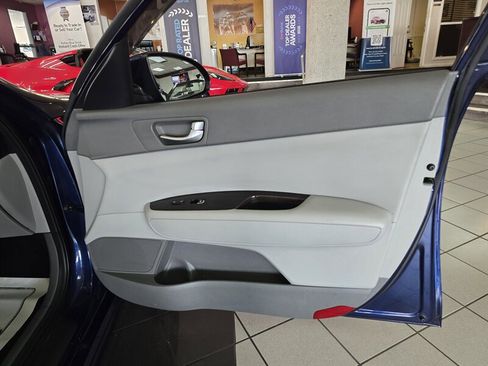 Used 2018 Kia Optima EX image 17