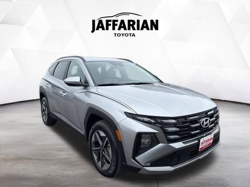 Used 2025 Hyundai Tucson SEL image 1