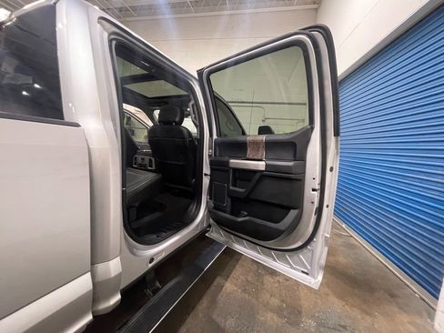 Used 2019 Ford F250 Lariat w/ Lariat Ultimate Package image 21