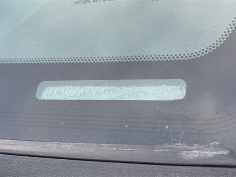 Used 2021 Lexus LX 570 4WD w/ Luxury Package image 8