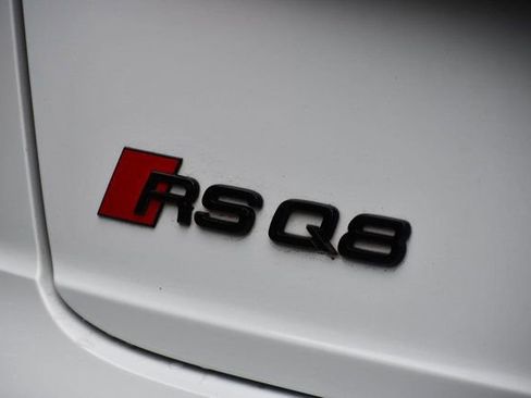 Used 2020 Audi RS Q8 w/ Carbon Optic Package image 17