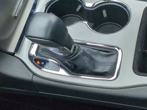 Used 2020 Jeep Grand Cherokee Altitude image 33