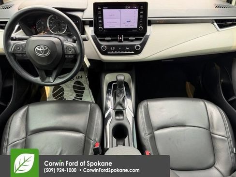Used 2021 Toyota Corolla LE w/ Carpet Mat Package (TMS) FWD image 13