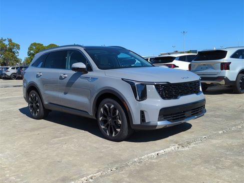 New 2026 Kia Sorento SX image 2