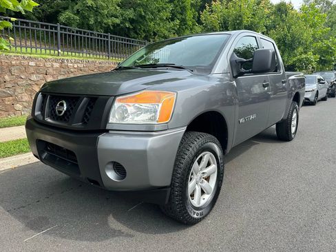 Used 2015 Nissan Titan PRO-4X image 1