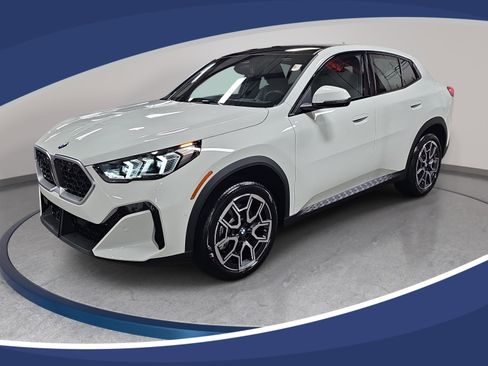 New 2026 BMW X2 xDrive28i w/ Technology Package image 1